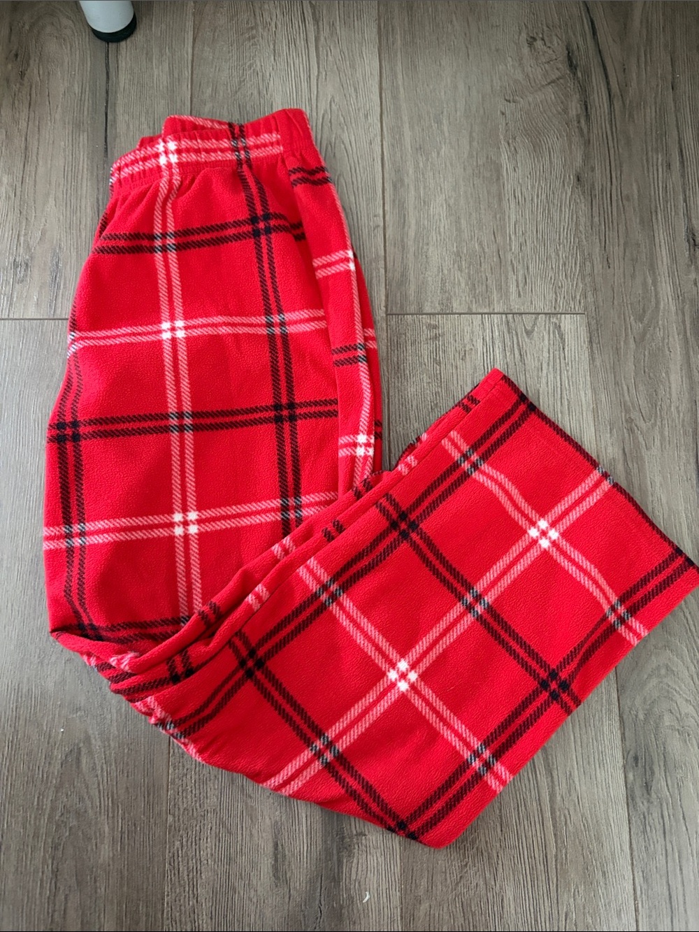 Wondershop Red Plaid Fleece Pajama Bottoms. Kids size Large 10/12